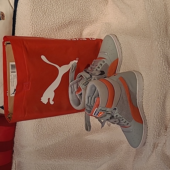 Puma wedge heel sneakers Grey and Coral Orange US women's 9.5. - Picture 5 of 6